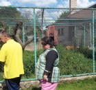 DVC Salantų padalinio neįgalieji lankėsi M. Ivanausko mini zoosode Salantuose, Kretingos raj.